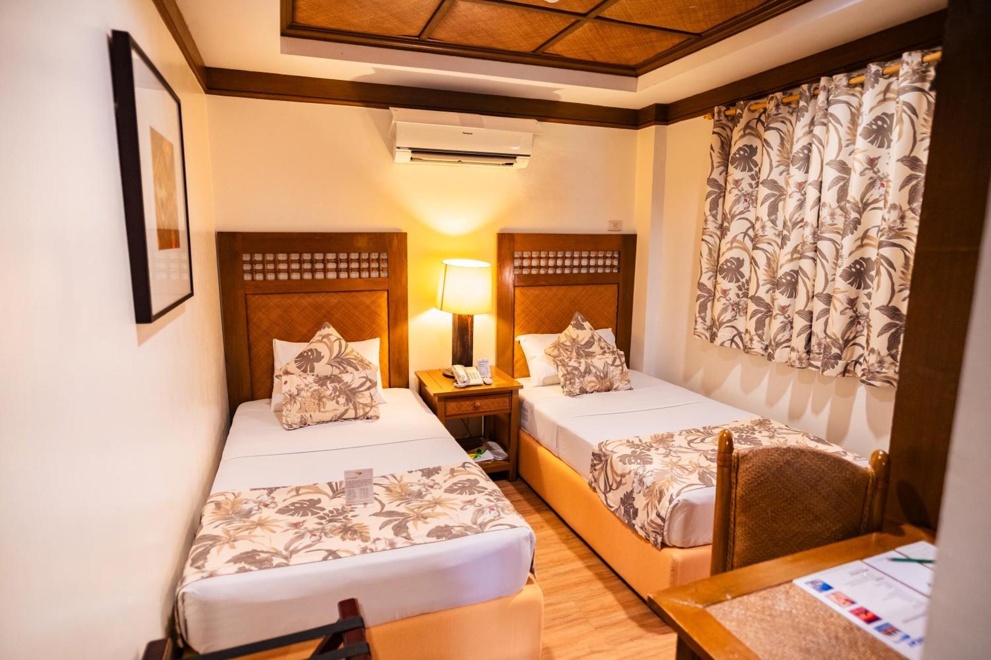 Boracay Tropics Resort Hotel Manoc-Manoc Экстерьер фото