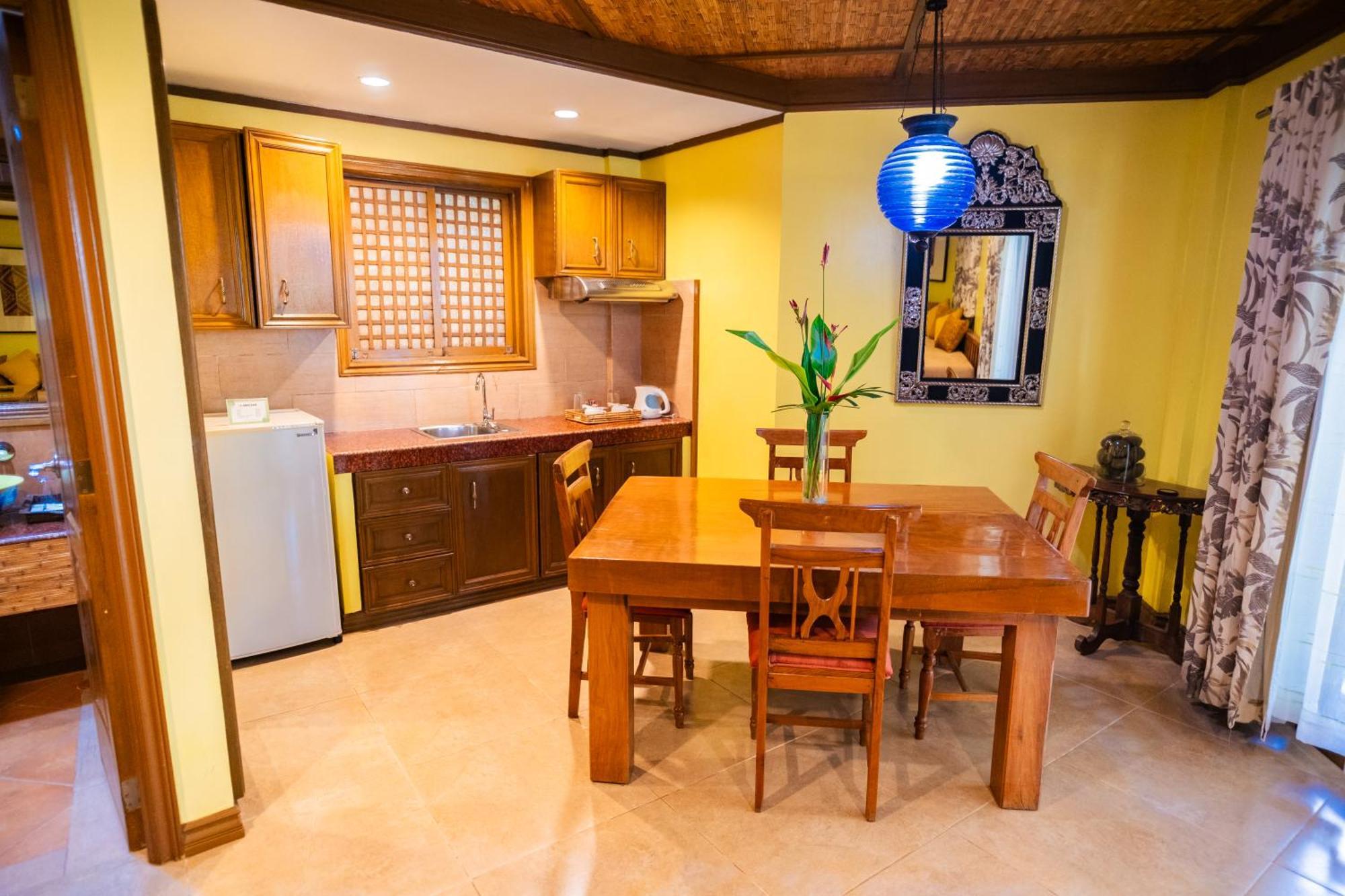 Boracay Tropics Resort Hotel Manoc-Manoc Экстерьер фото