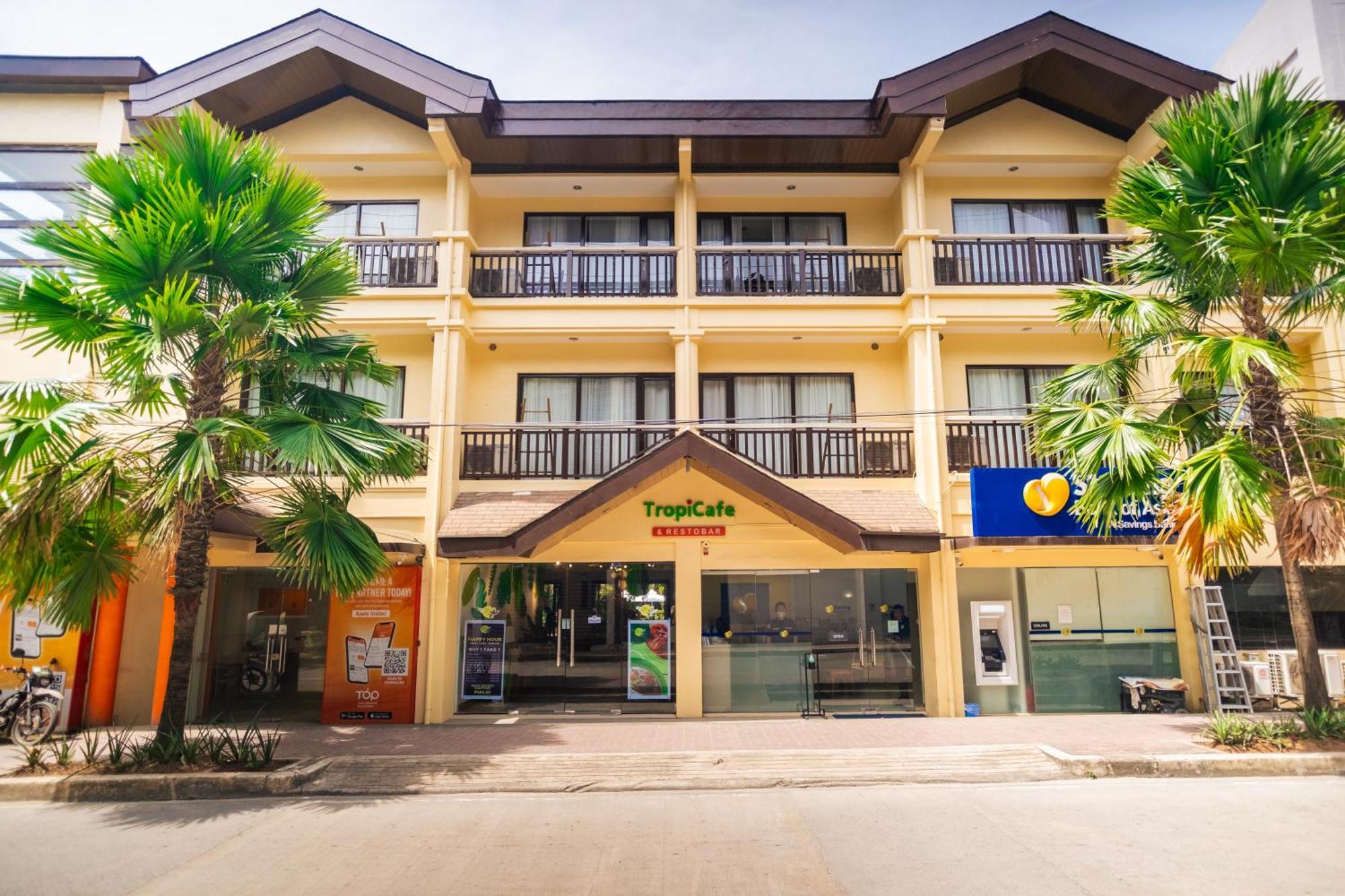 Boracay Tropics Resort Hotel Manoc-Manoc Экстерьер фото